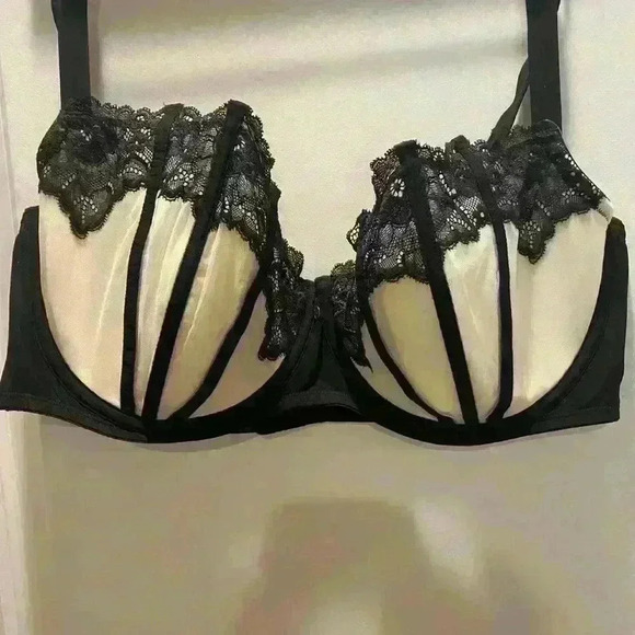 Lane Bryant Cacique Balconette Bra NWT - Picture 1 of 4